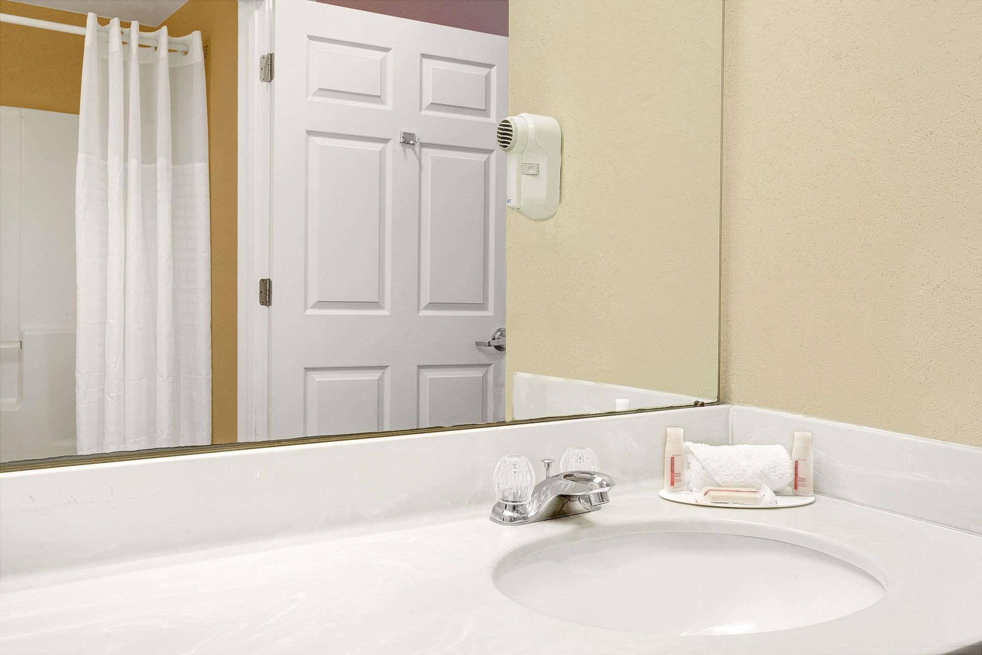 Baymont By Wyndham Jacksonville/butler Blvd Jacksonville
